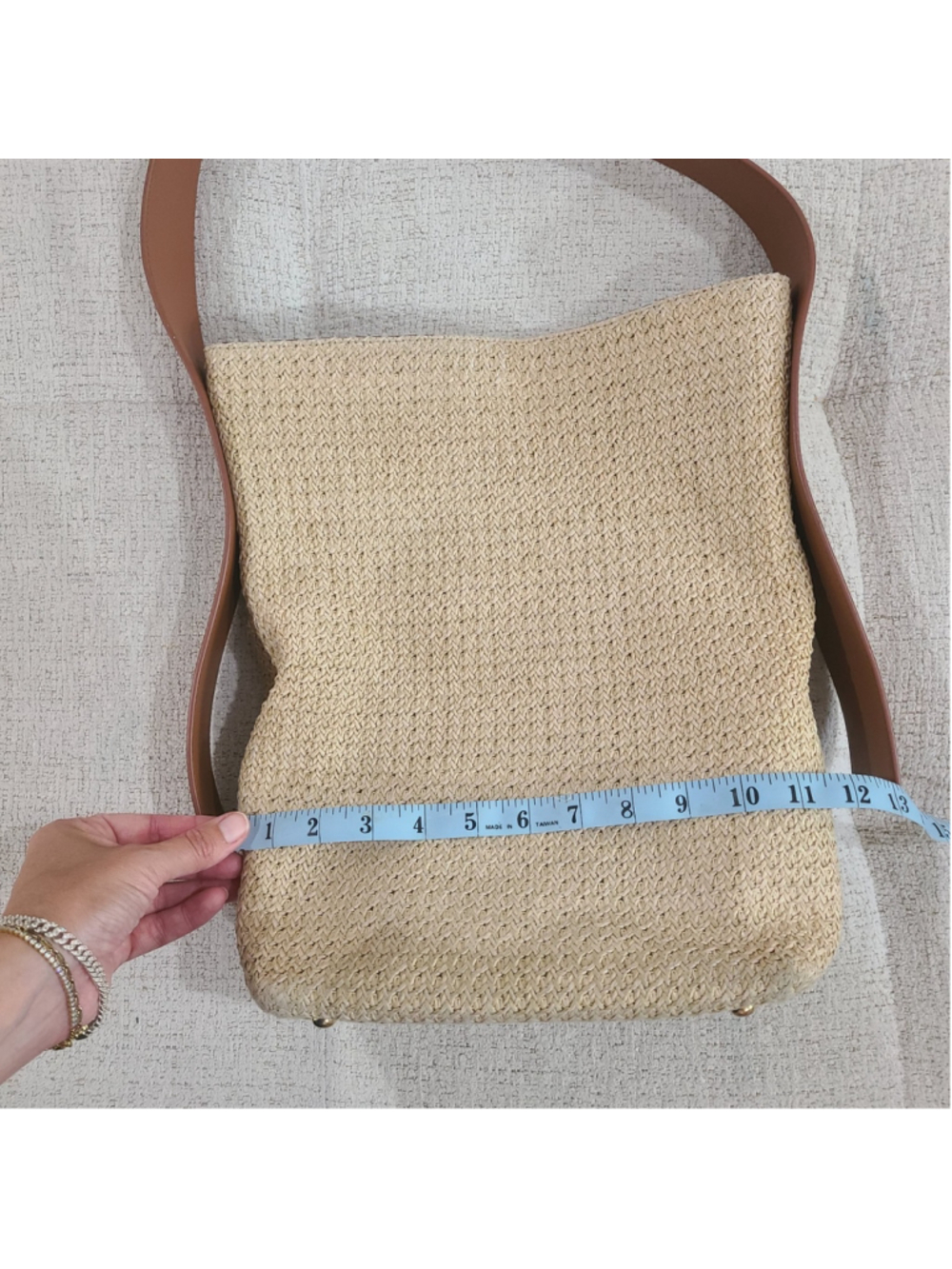 Tuckernuck Light Raffia Bucket Slouchy Shoulder Bag Tan Side Handle Purse Straw - Picture 15 of 16